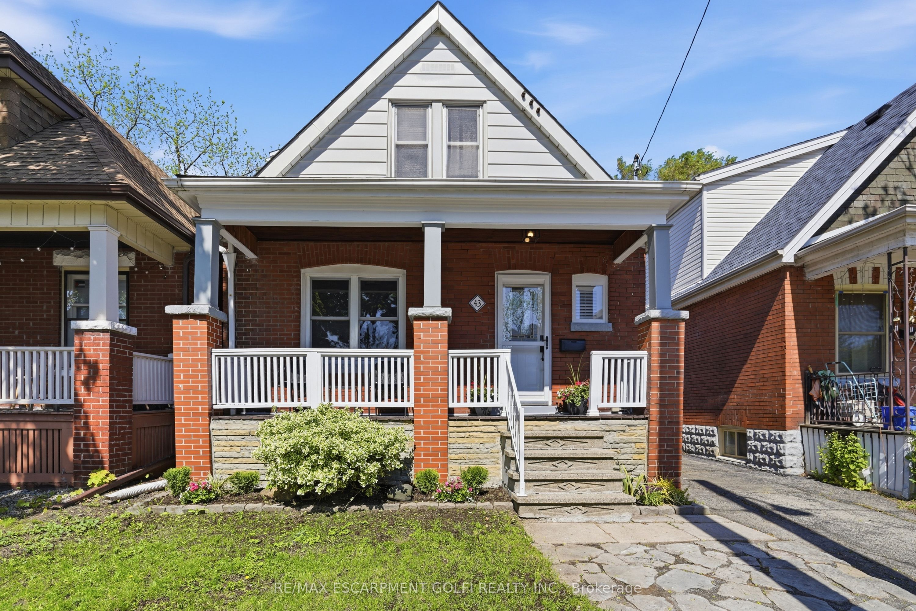 43 Cameron Avenue N, Hamilton, ON, L8H 4Y9