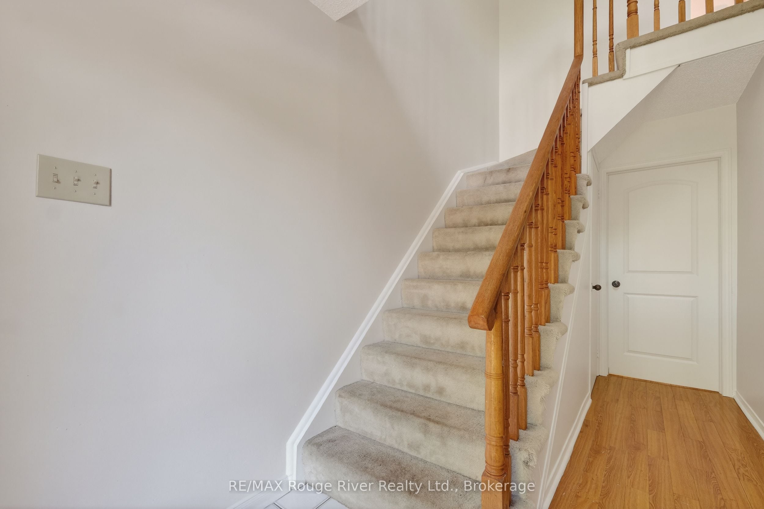 Additional image 3 of 9 Farncomb Crescent, Clarington, ON, L1C 4L5