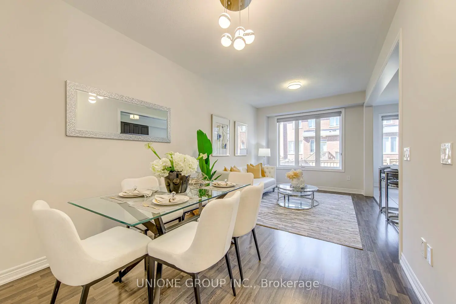 1458 Pratt Heights photo 4