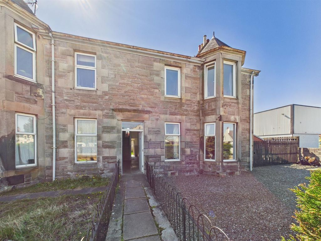 2 bed flat for sale64C Crieff Road, Perth PH1