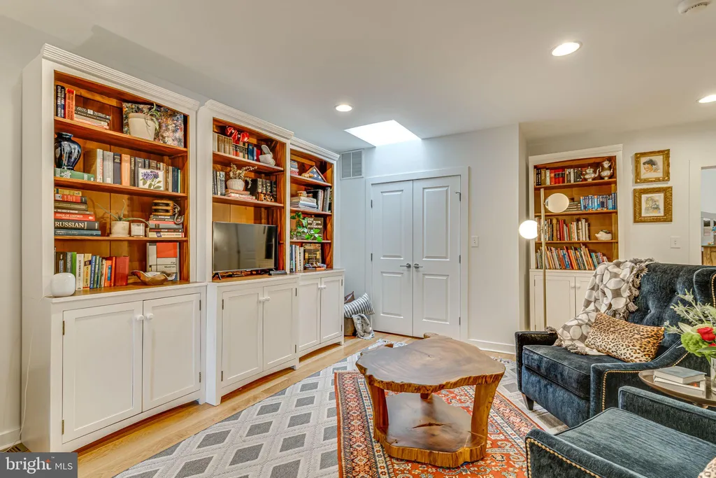 Additional image 21 of 36 Rhode Island Avenue NE, Washington, DC 20002
