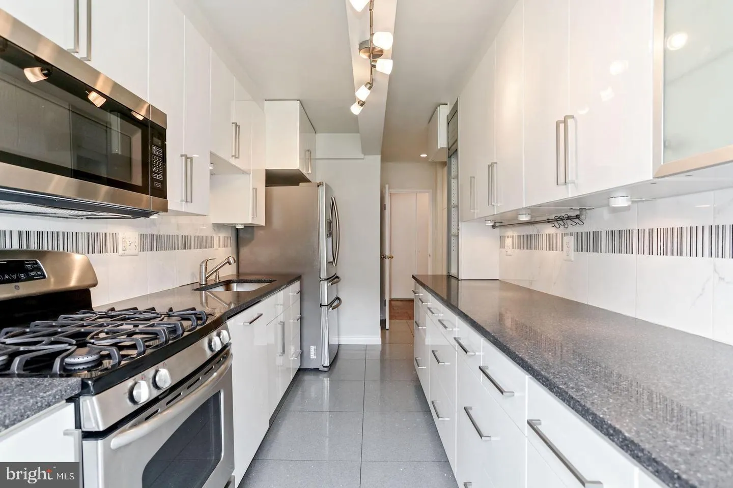 Additional image 41 of 4201 Cathedral Avenue NW Unit 215W, Washington, DC 20016