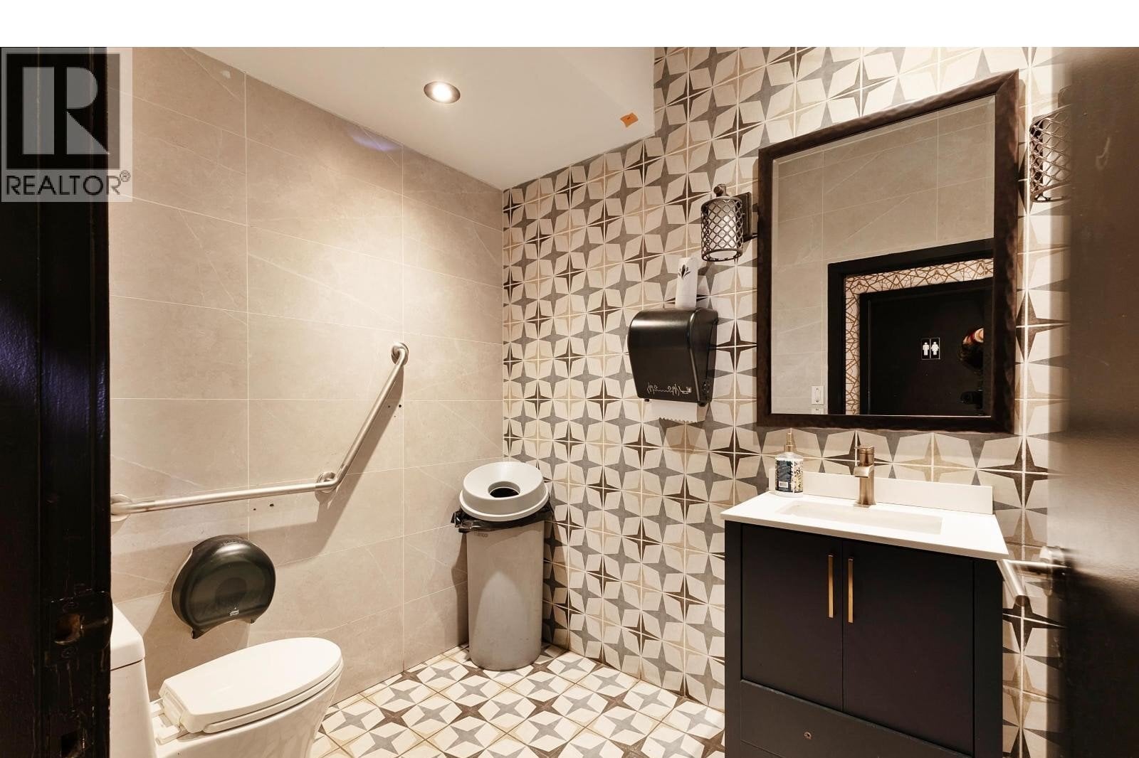 Additional image 8 of 11492 Confidential , Vancouver, BC, V0V0V0