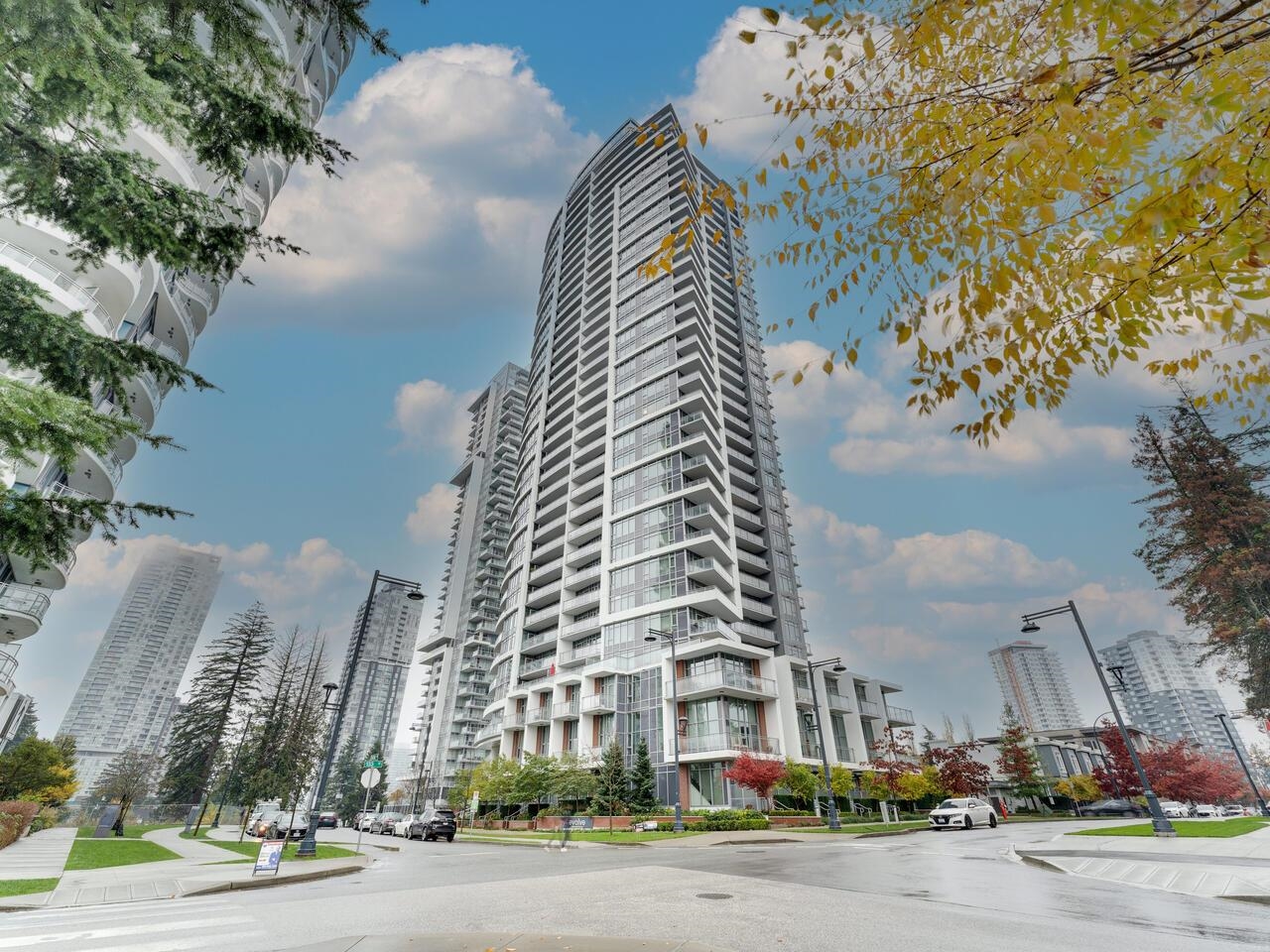 2311-13308 Central Avenue, Surrey, BC, V3T 0M4