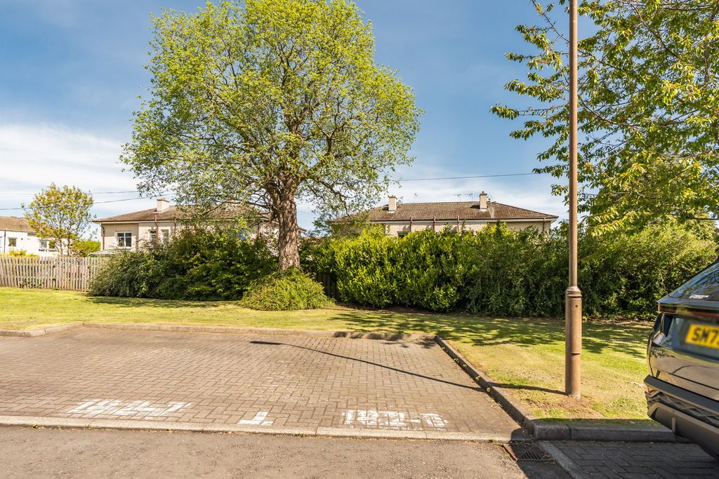 Additional image 15 of 2 bed flat for saleRestalrig Road South, Edinburgh EH7