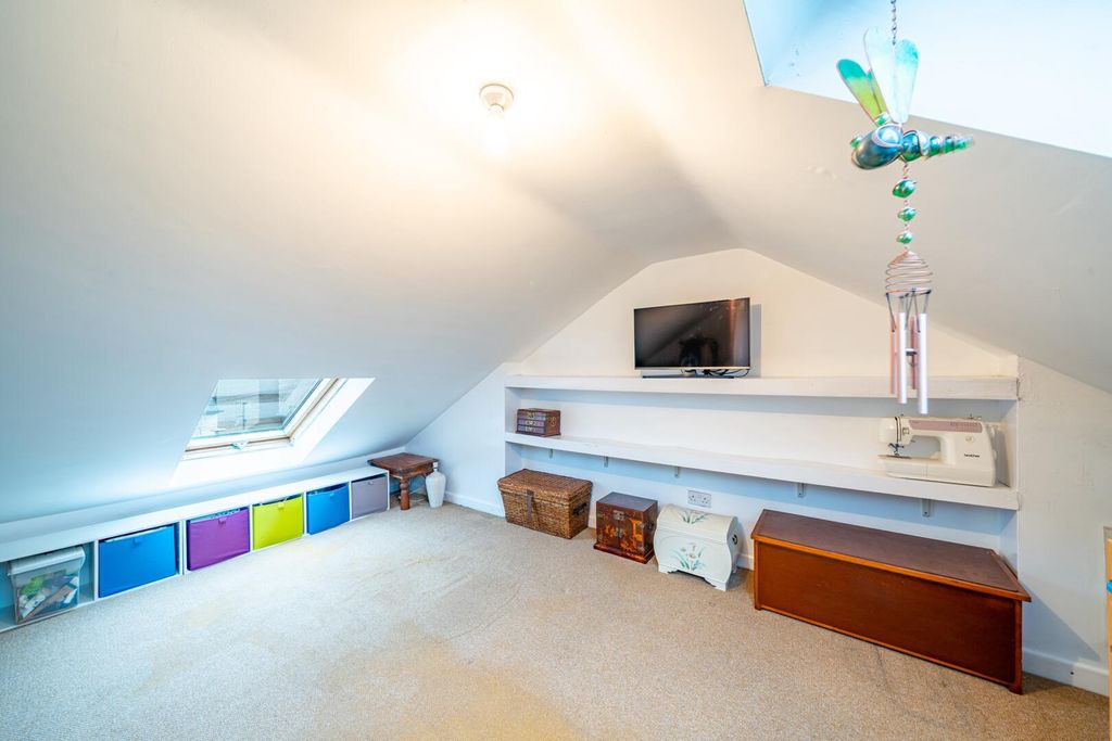 Additional image 18 of 4 bed semi-detached house for saleHardwick Grove, West Bridgford NG2