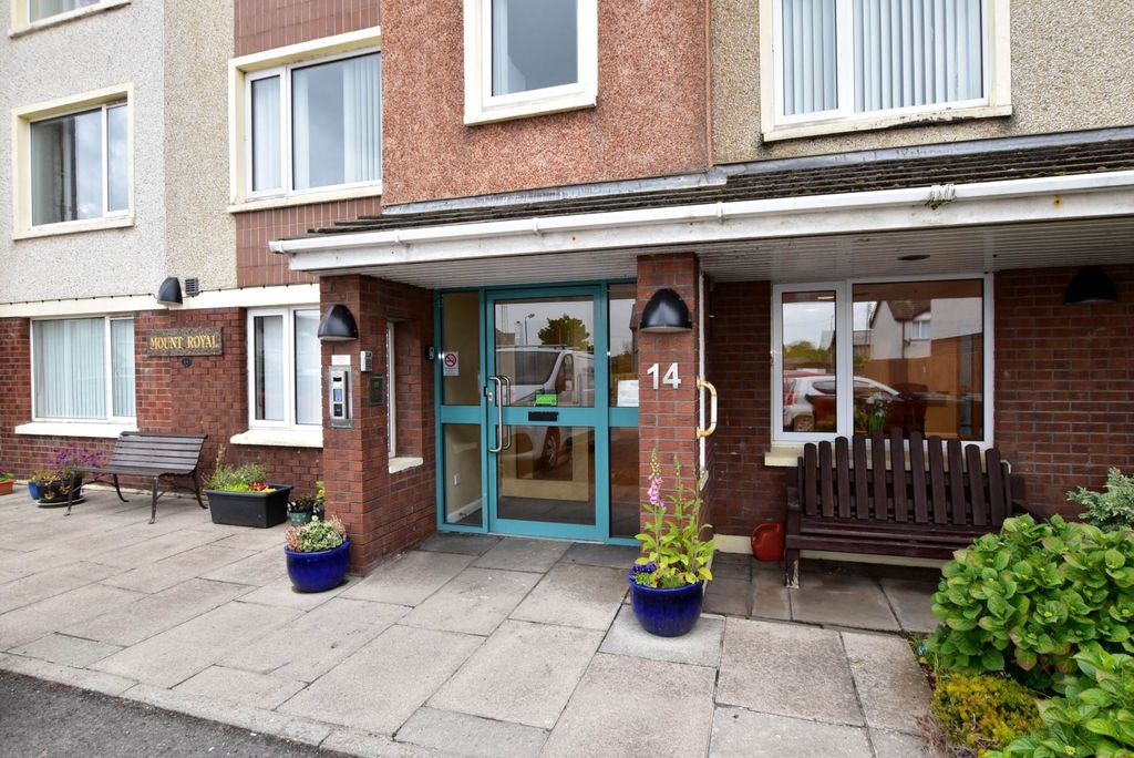 1 bed flat for saleMount Royal, Donaghadee BT21