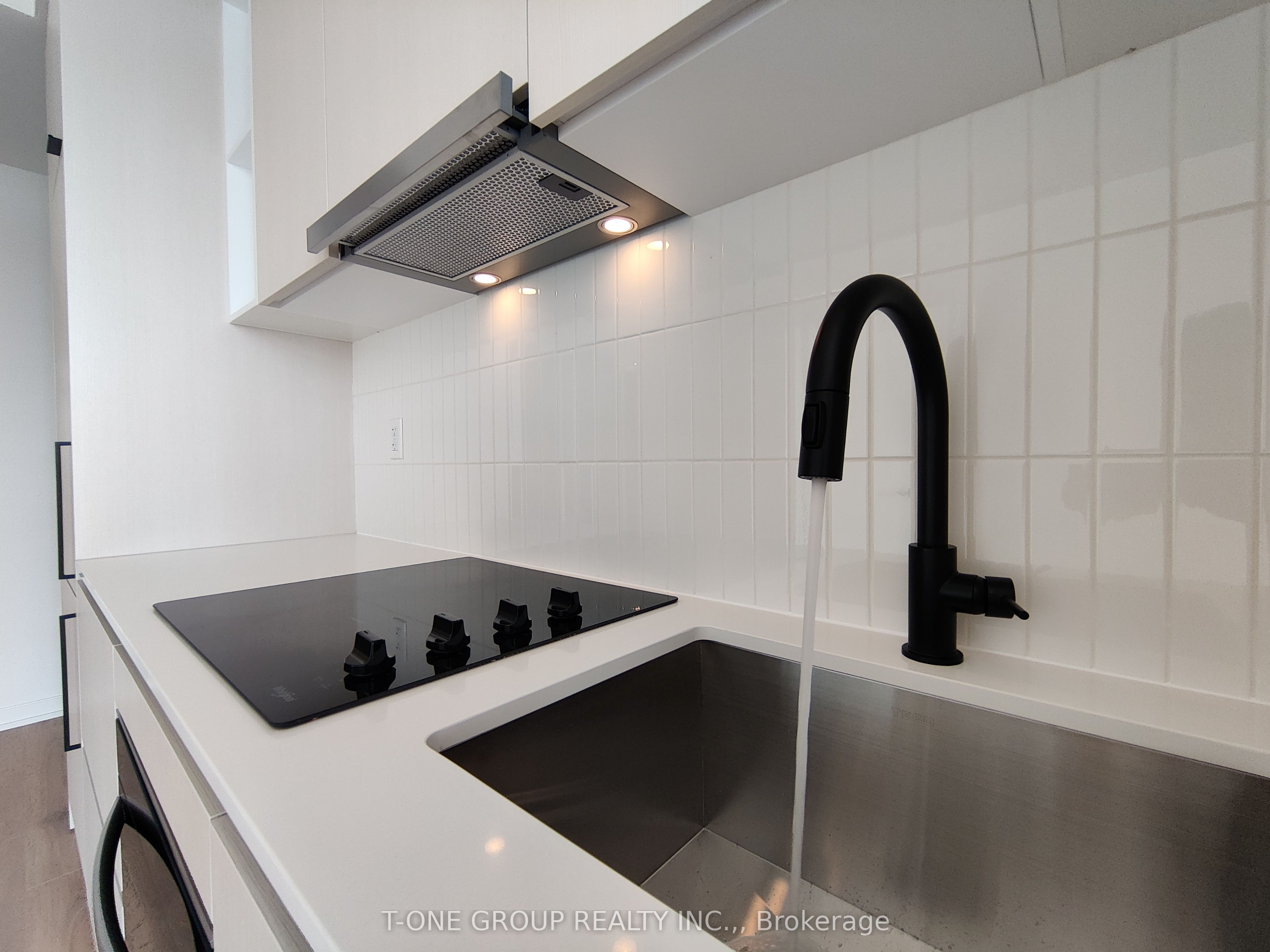 Additional image 3 of 1612-10 Graphophone Grove, Toronto, ON, M6H 0E5
