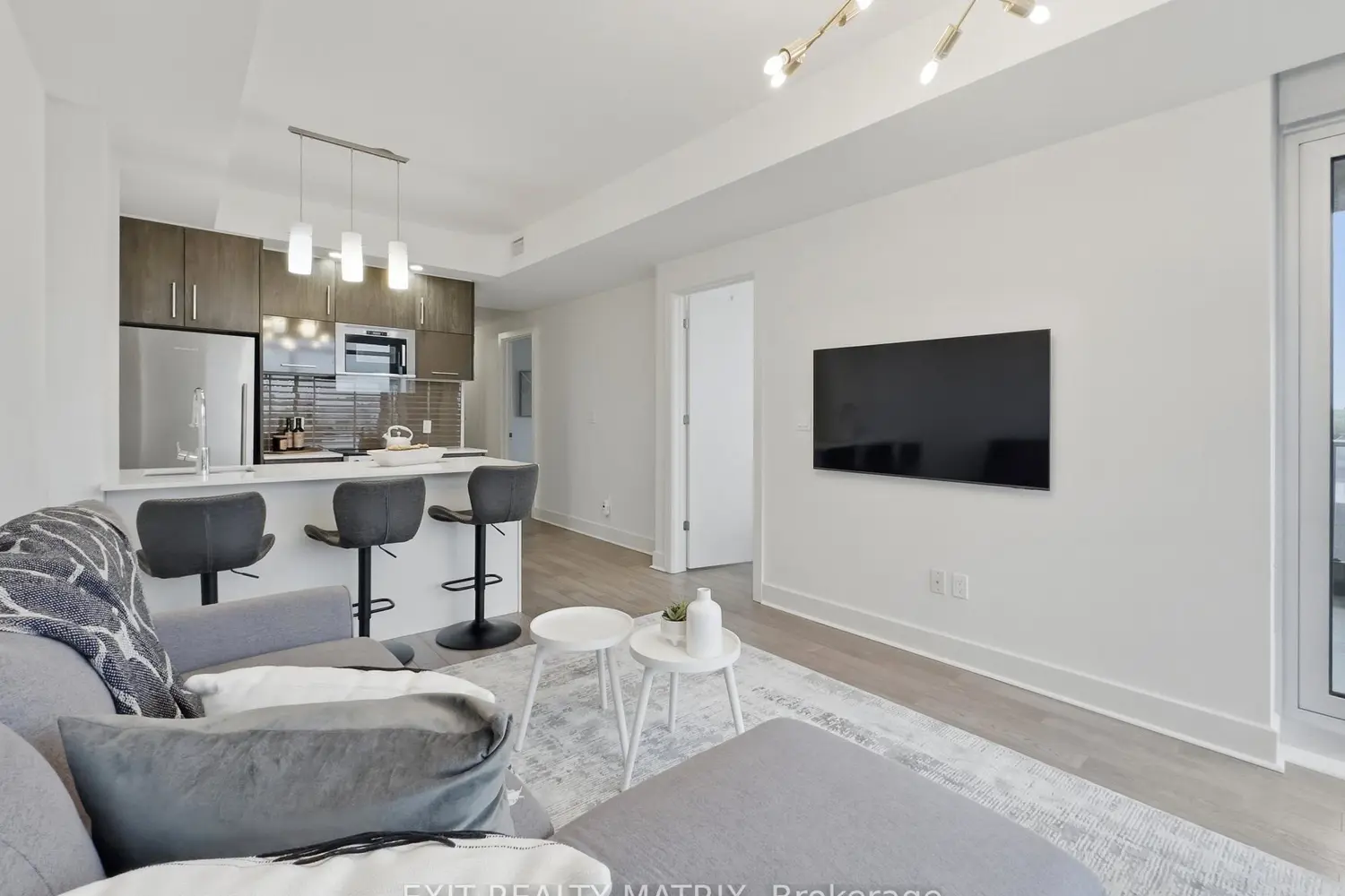 Additional image 9 of 255 Bay Street 513