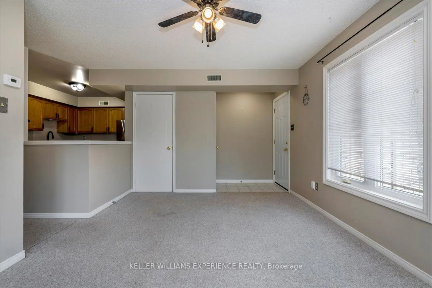 Additional image 4 of 492 Laclie Street 204