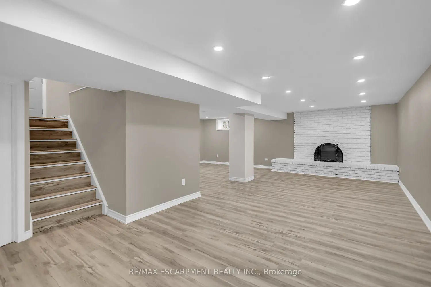 Additional image 10 of 626 Iroquois Avenue