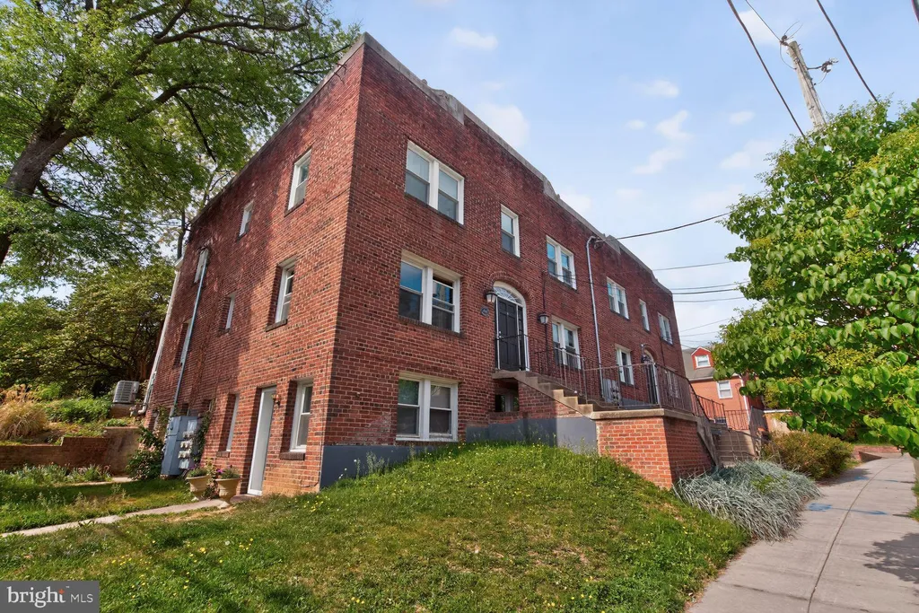 Additional image 14 of 1400 Oglethorpe Street NW Unit 11, Washington, DC 20011