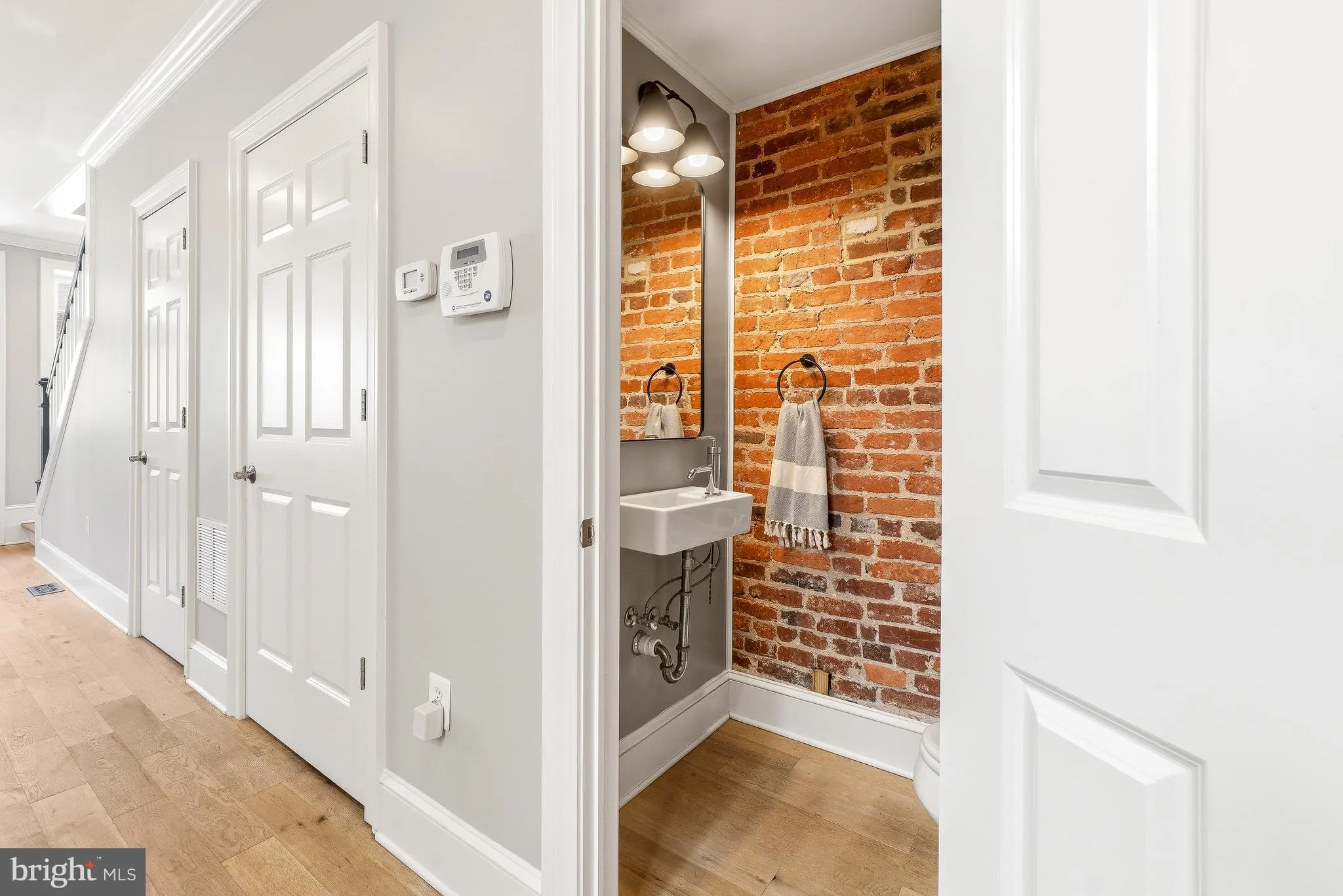 Additional image 65 of 822 11th Street NE, Washington, DC 20002