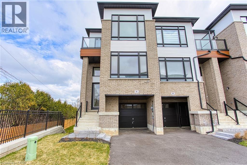 62 SIDNEY ROSE Common