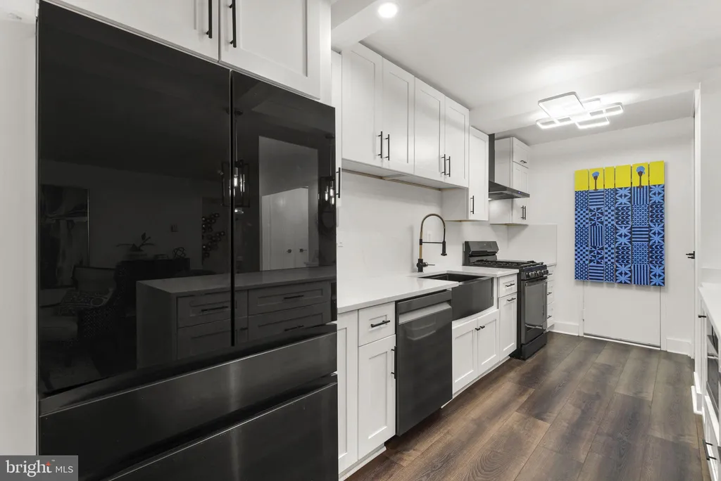 Additional image 13 of 4201 Cathedral Avenue NW Unit T10E, Washington, DC 20016
