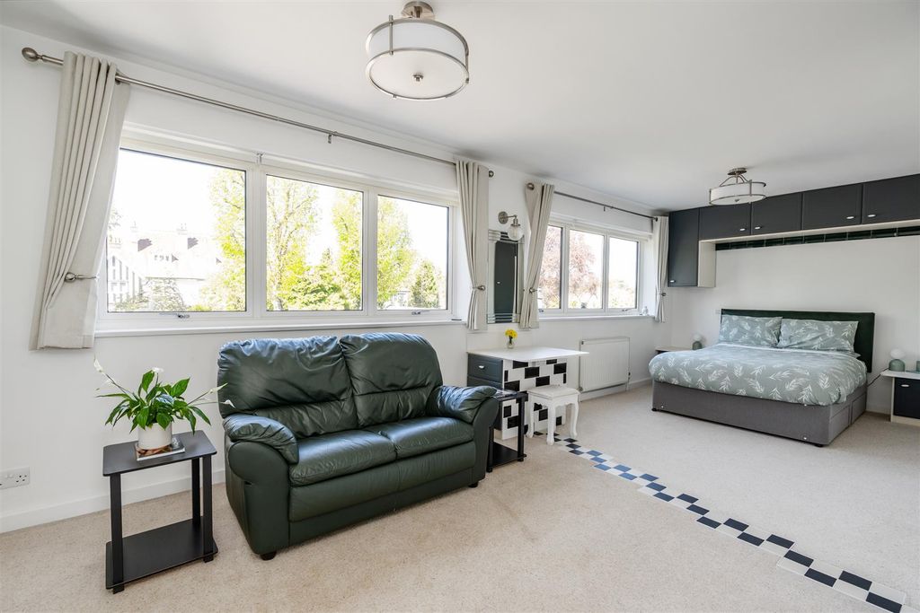 Additional image 22 of 4 bed detached house for saleAlderbrook Road, Solihull B91