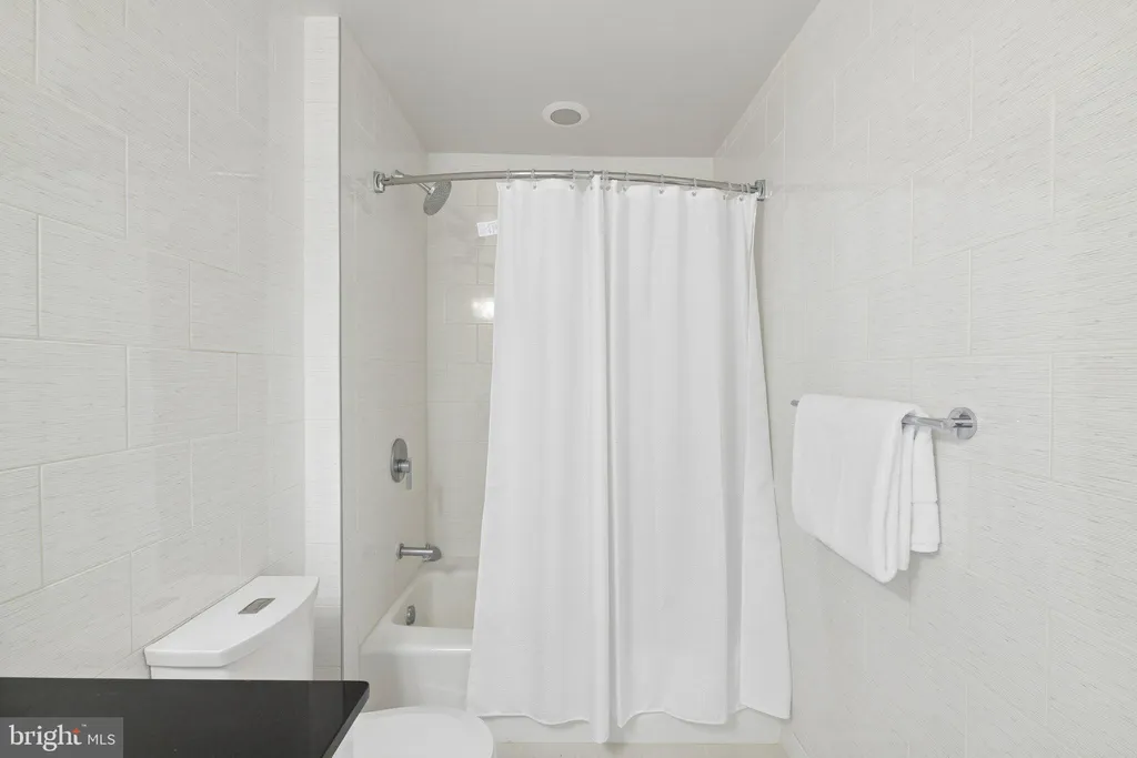 Additional image 22 of 460 New York Avenue NW Unit 607, Washington, DC 20001