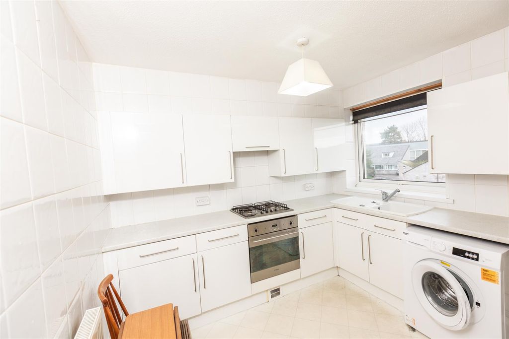 Additional image 10 of 2 bed maisonette for salePentregethin Road, Cwmbwrla, Swansea SA5