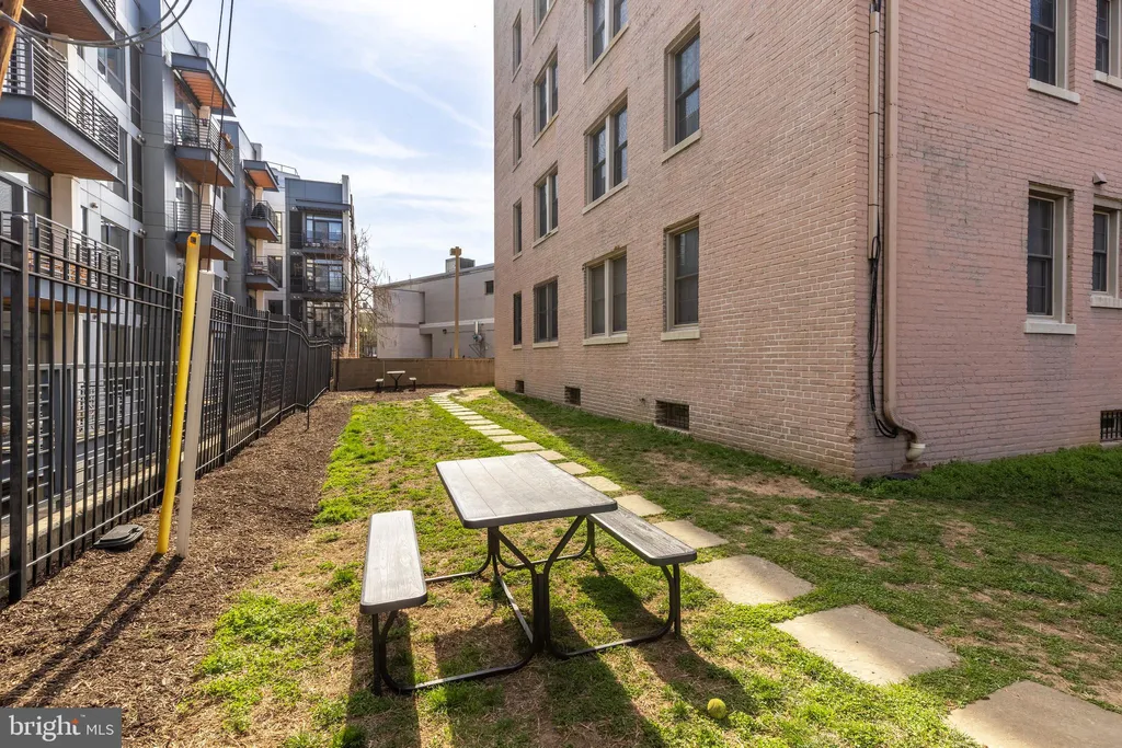 Additional image 25 of 1423 Newton Street NW Unit 204, Washington, DC 20010