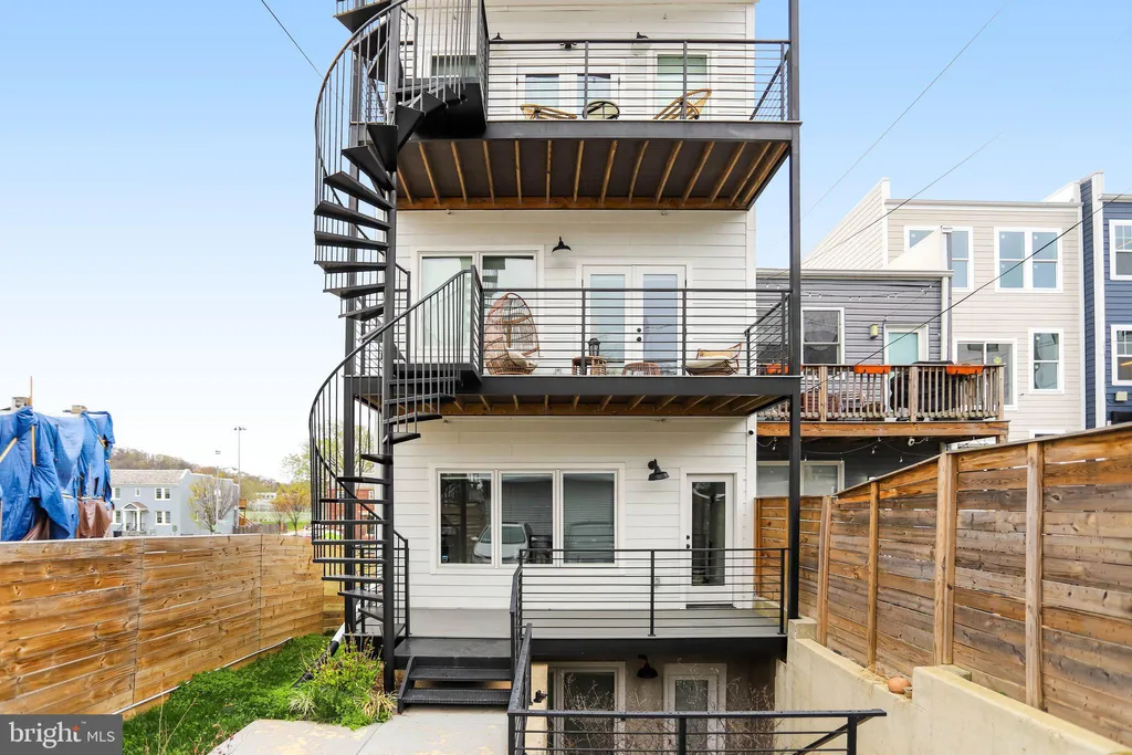 1638 Trinidad Avenue NE Unit 2, Washington, DC 20002
