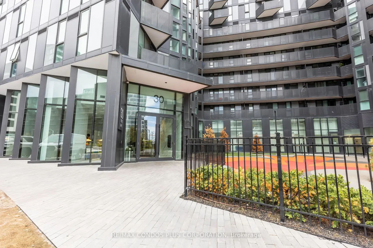 30 Tretti Way 311 photo 3