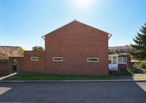 Lancaster Road, Northolt UB5, Studio to rent