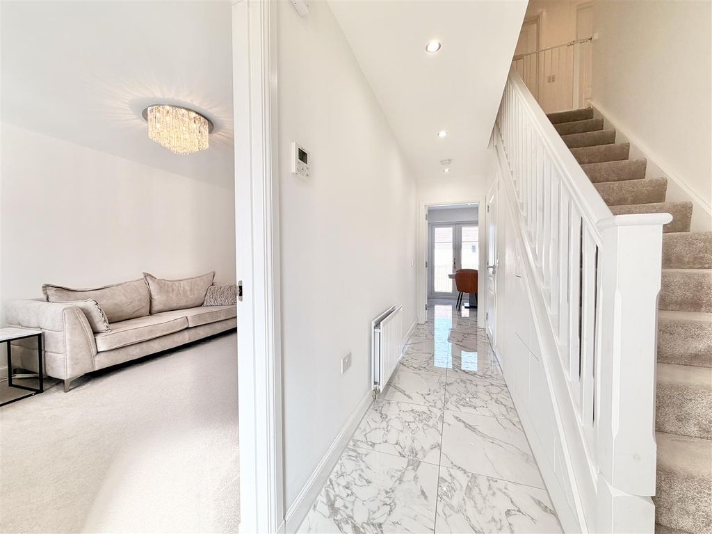 Additional image 10 of 5 bed detached house for saleJersey Lane, Hamilton ML3