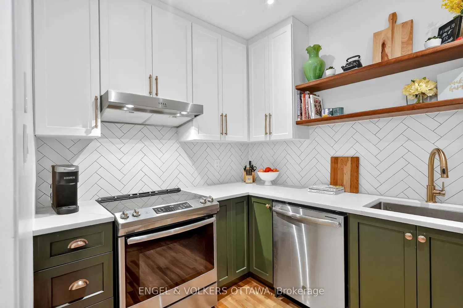 Additional image 8 of 320 Waverley Street Apt. 2