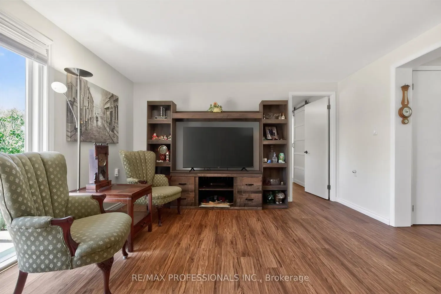 Additional image 5 of 7 Tamarack Court