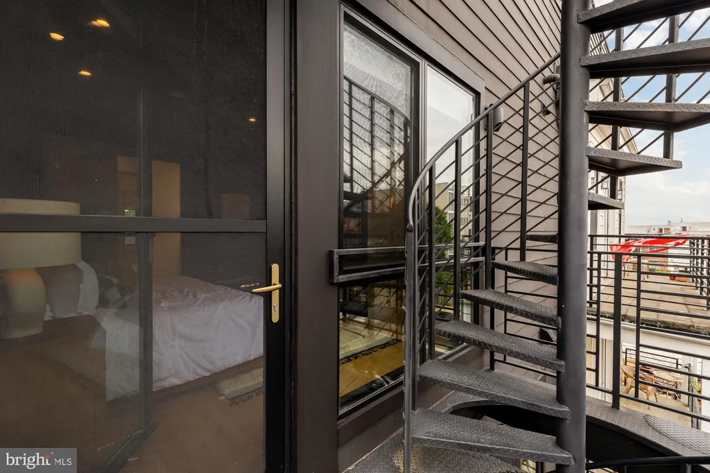 Additional image 36 of 2534 11th Street NW Unit 2, Washington, DC 20001