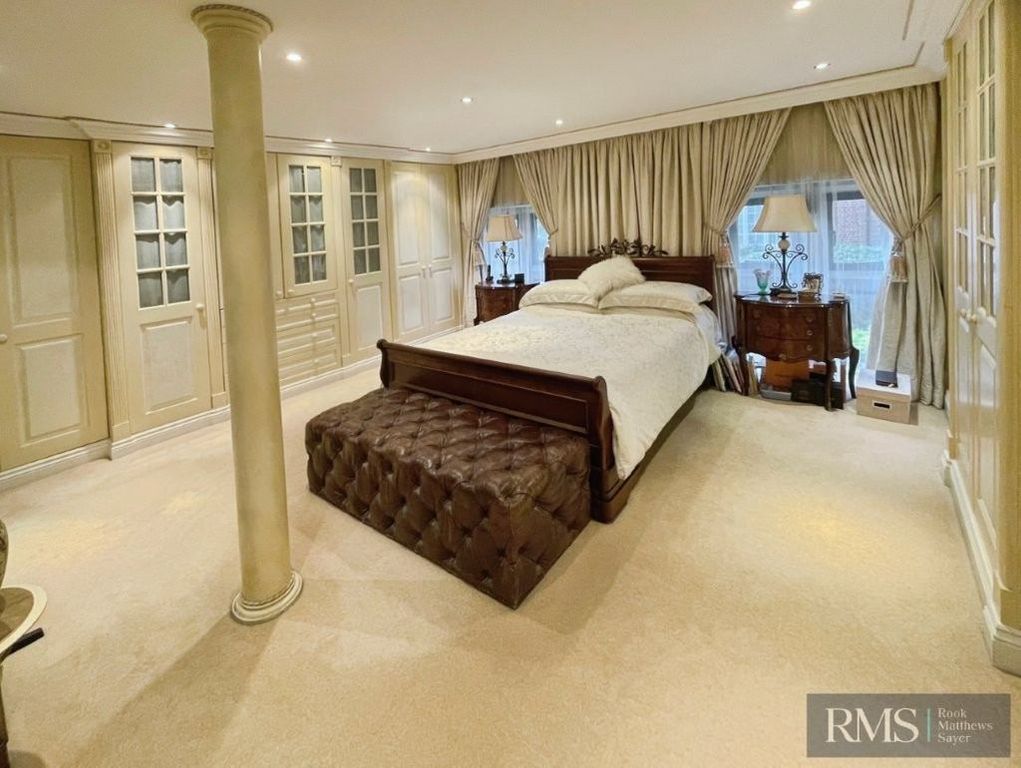 Additional image 5 of 4 bed flat for salePrincess Mary Court, Jesmond, Newcastle Upon Tyne NE2