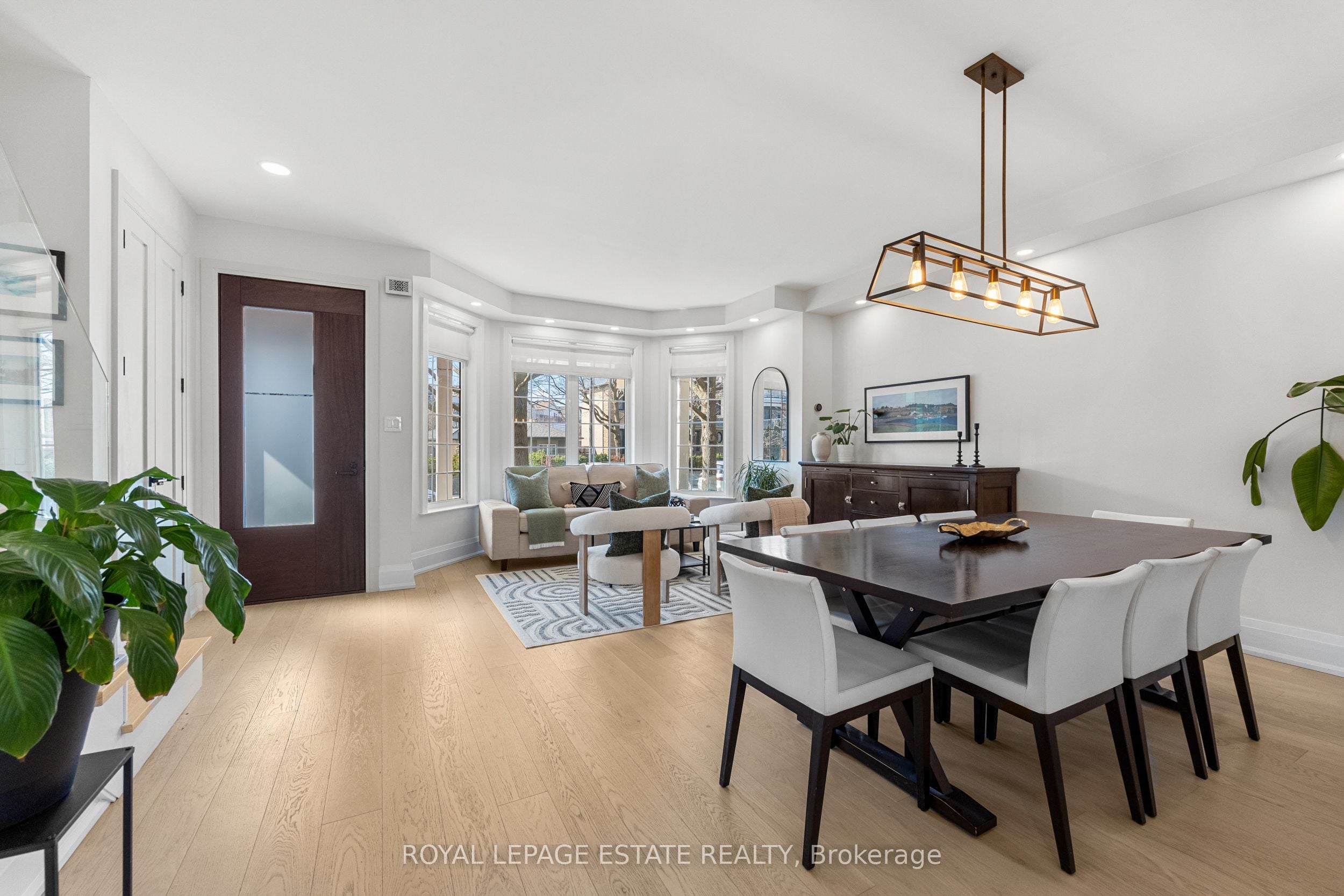 Additional image 3 of 95 Boardwalk Drive, Toronto, ON, M4L 3X9