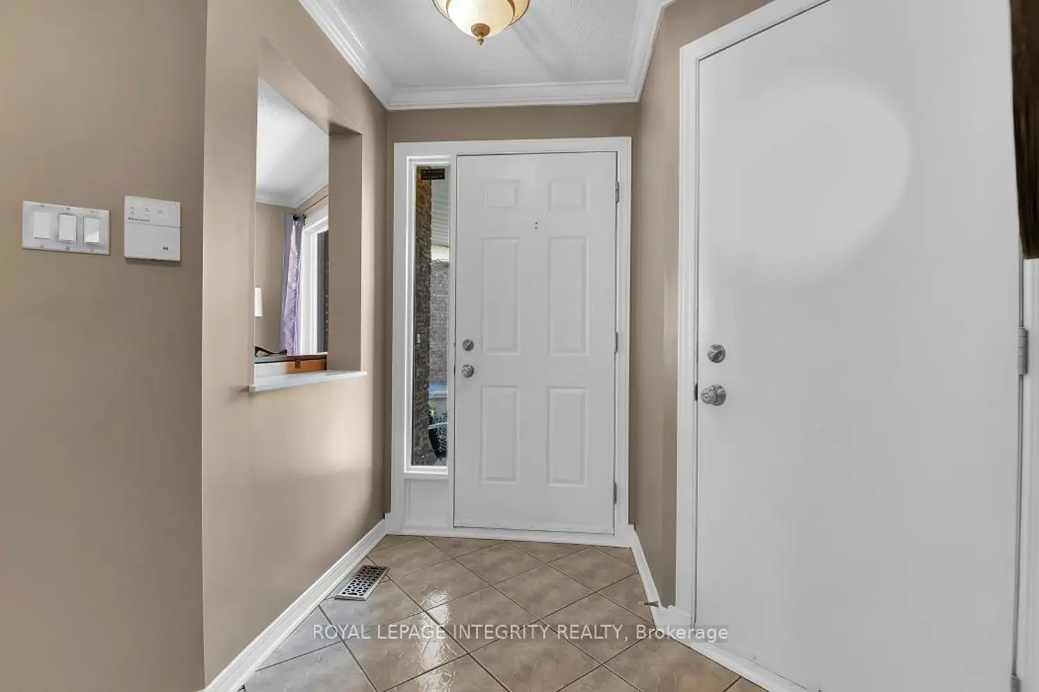 97 Grenadier Way
