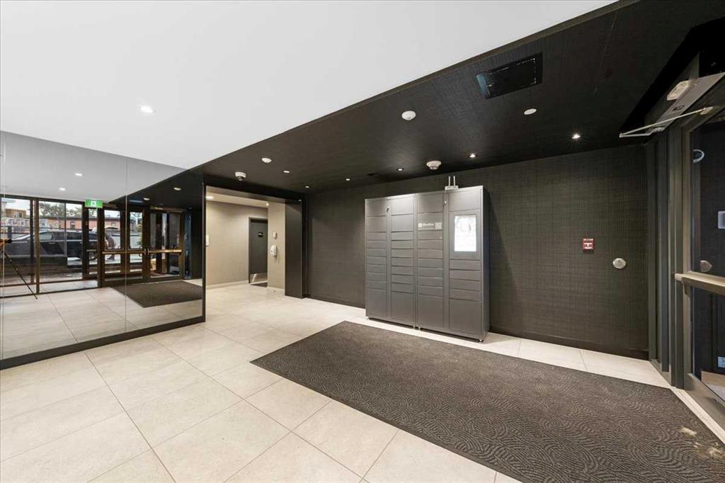Additional image 4 of 310-327 9a Street NW, Calgary, AB, T2N1T7
