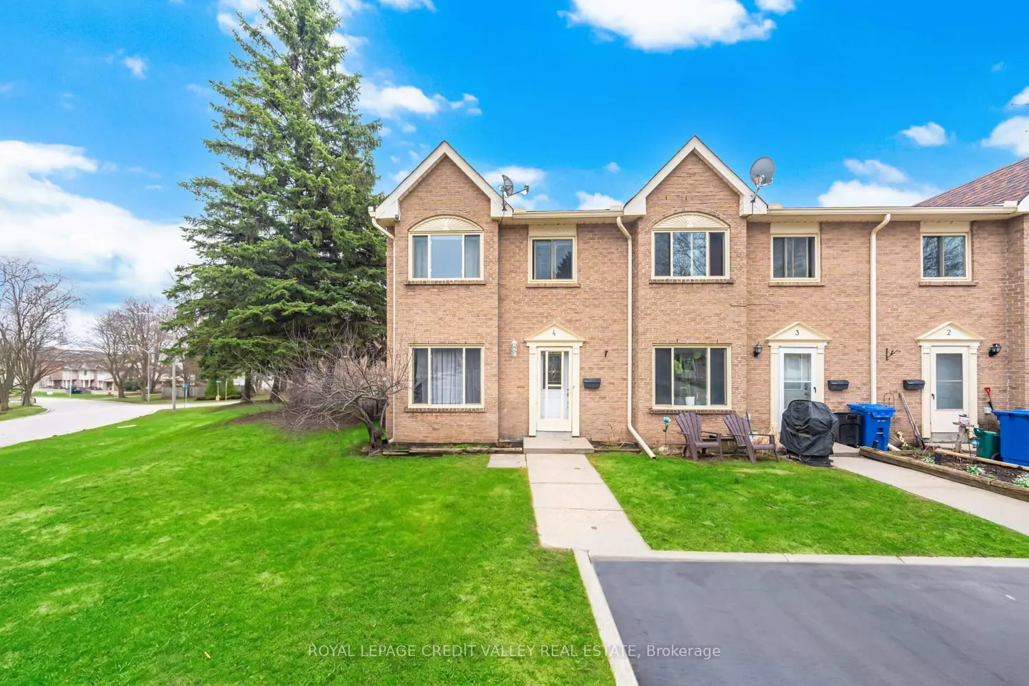 2 Parkview Drive 4
