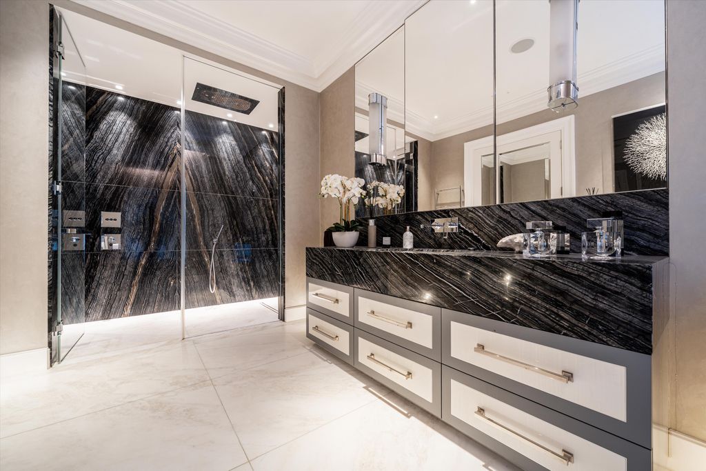 Additional image 16 of 7 bed detached house for saleEast Drive, Wentworth, Virginia Water, Surrey GU25