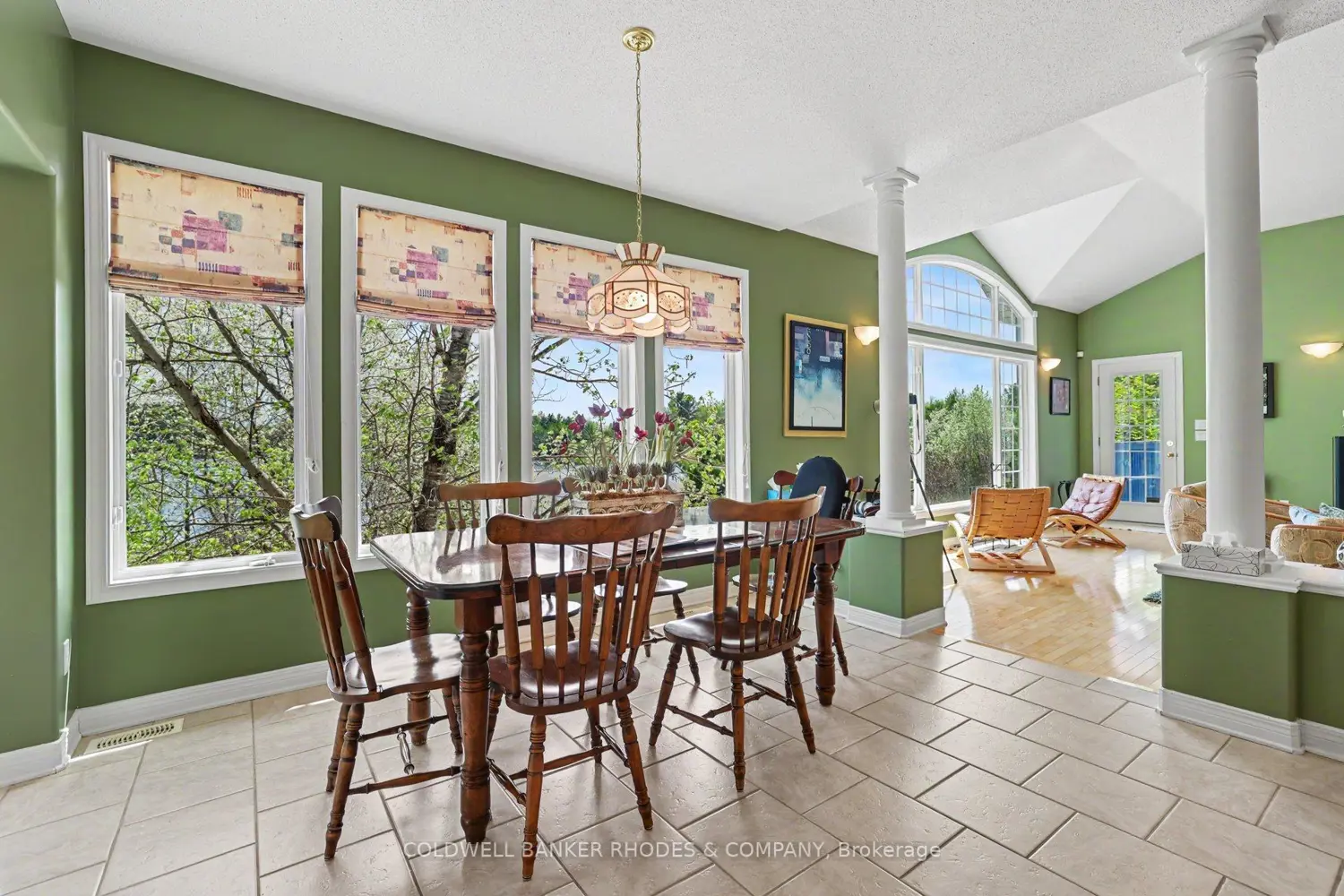 101 Duck Pond Place photo 4