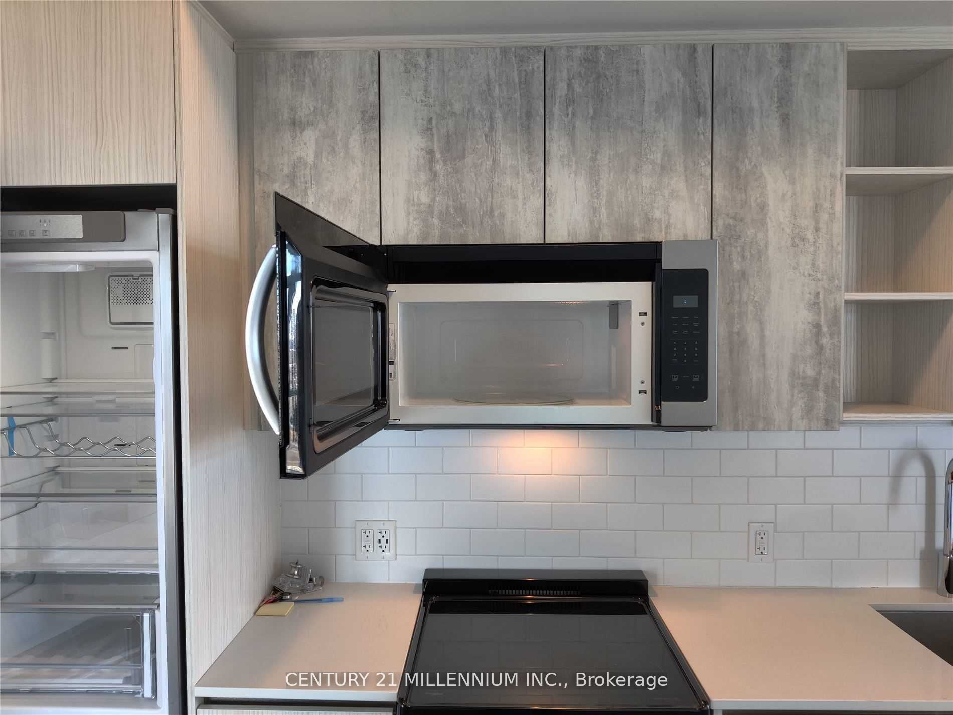 Additional image 5 of 1910-251 Manitoba Street, Toronto, ON, M8Y 0C7