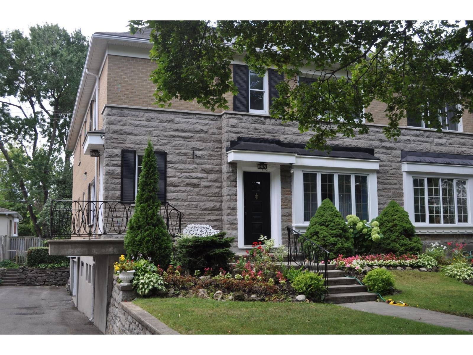 2142 Ch. Rockland