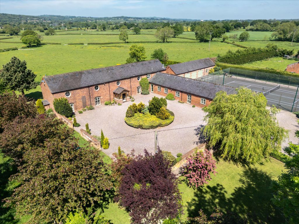 5 bed detached house for saleMaesbrook, Oswestry, Shropshire SY10
