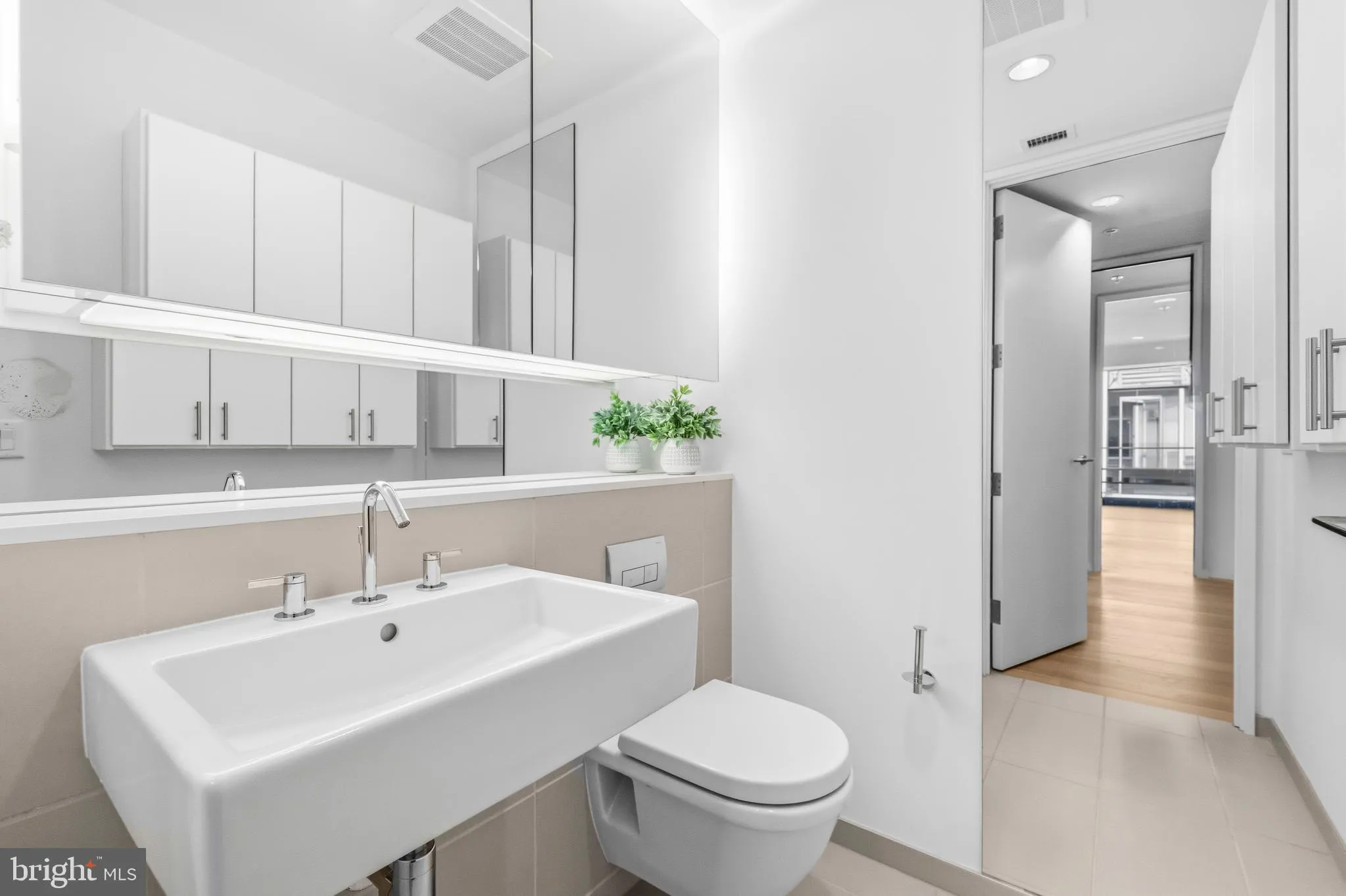Additional image 67 of 925 H Street NW Unit 315, Washington, DC 20001