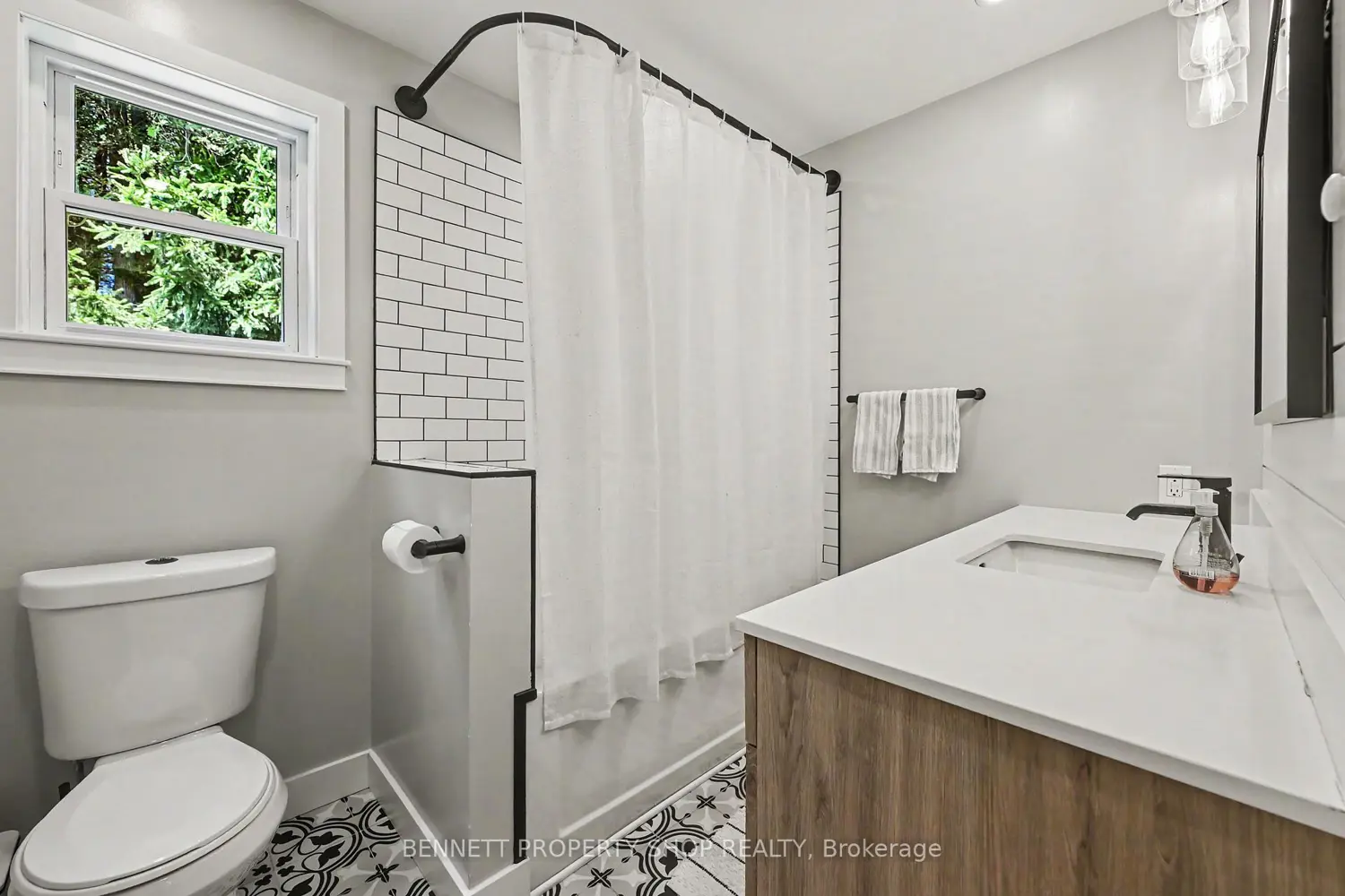 Additional image 12 of 3260 Dornie Road