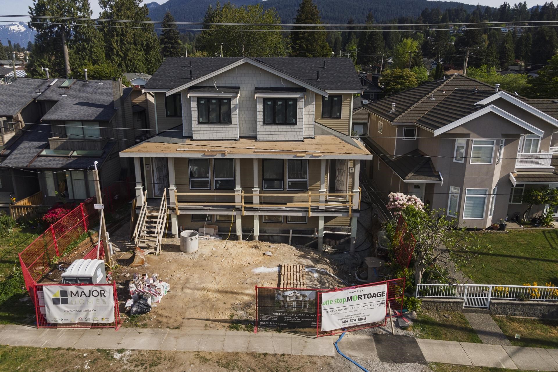 Additional image 6 of 258 21st Street E, North Vancouver, BC, V7L 3B6