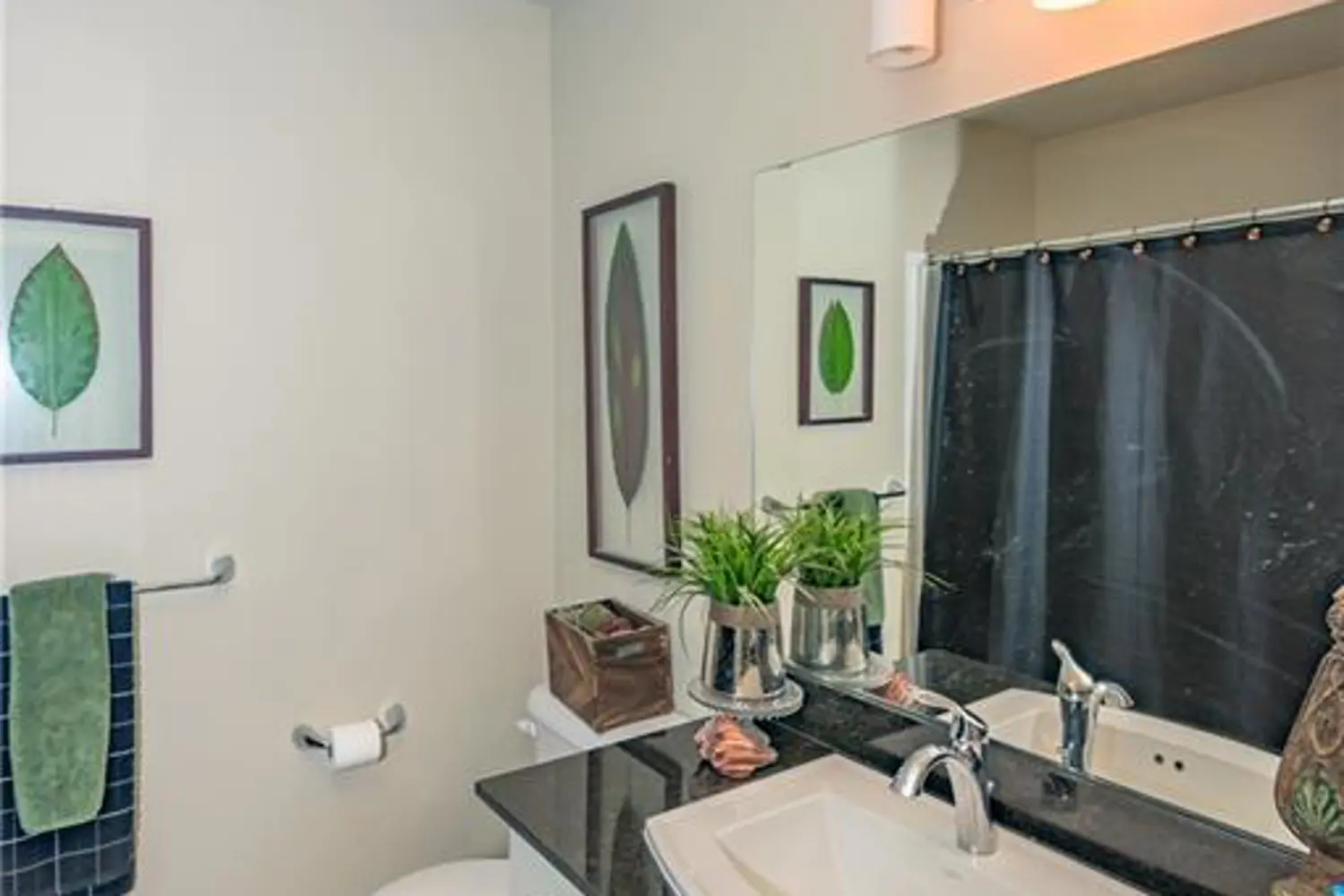 Additional image 18 of 1850 Beaverbrook Avenue 3