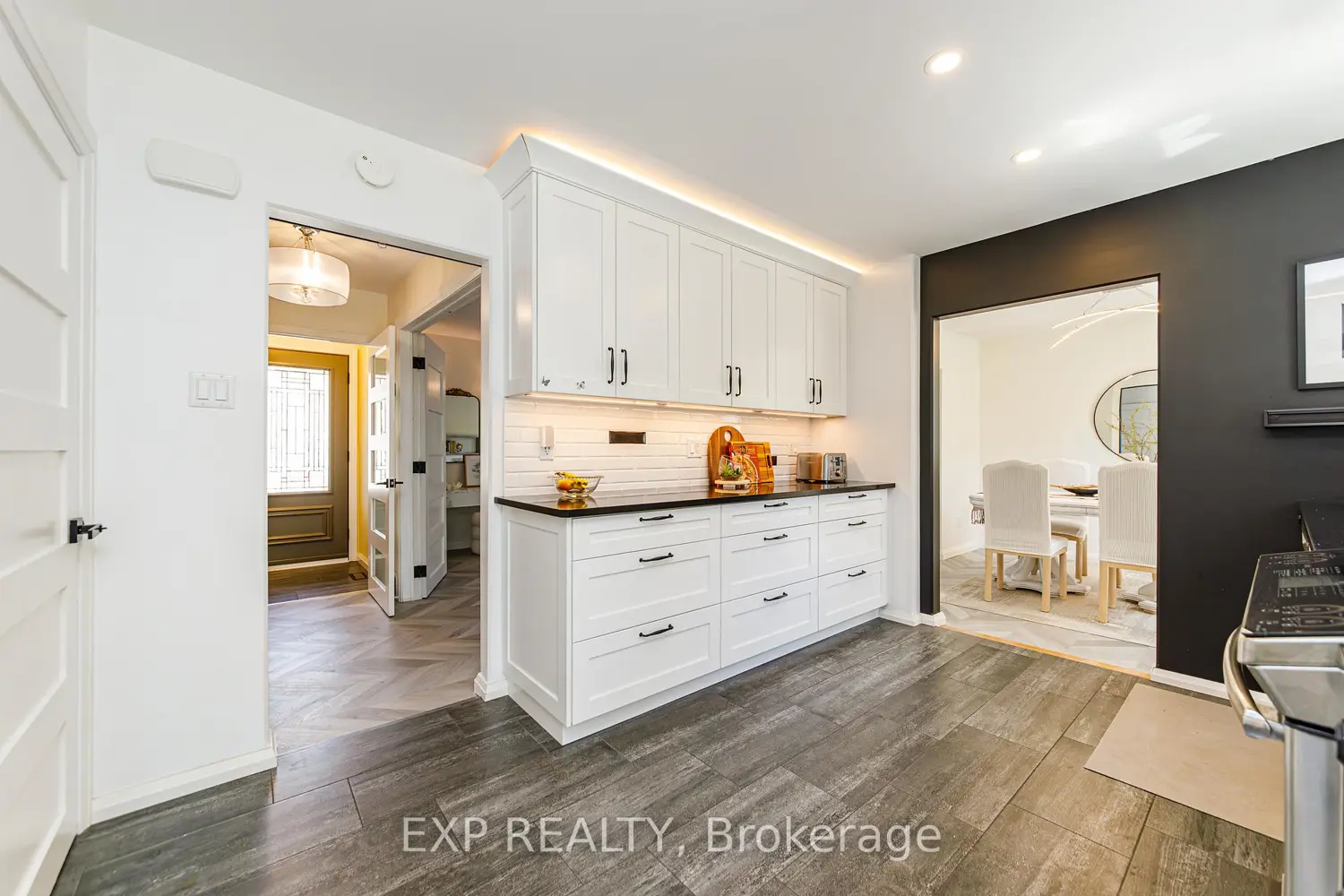 Additional image 8 of 1836 Lorraine Avenue