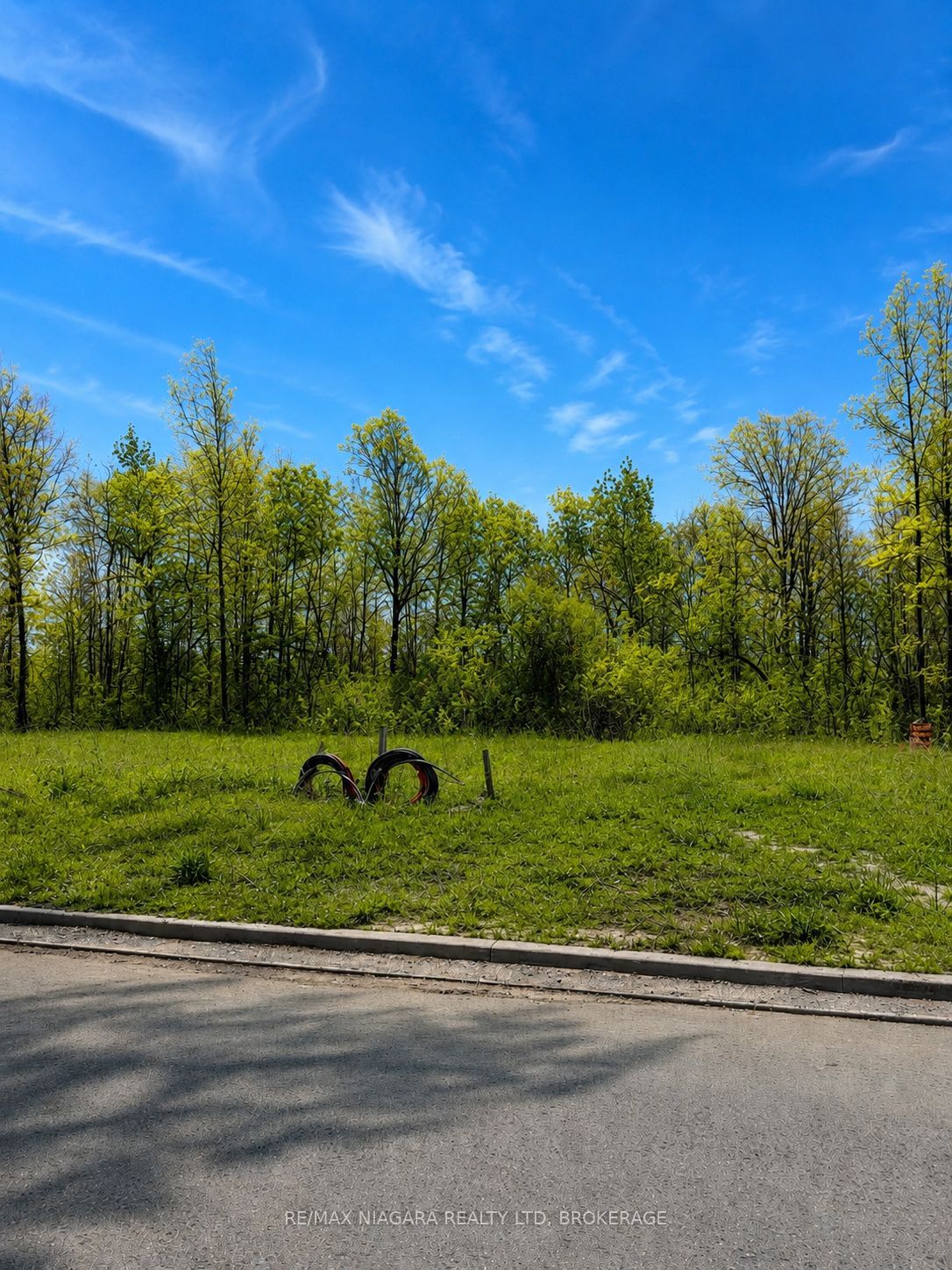 Additional image 2 of 150 Hodgkins Avenue, Thorold, ON, L2V 1M1