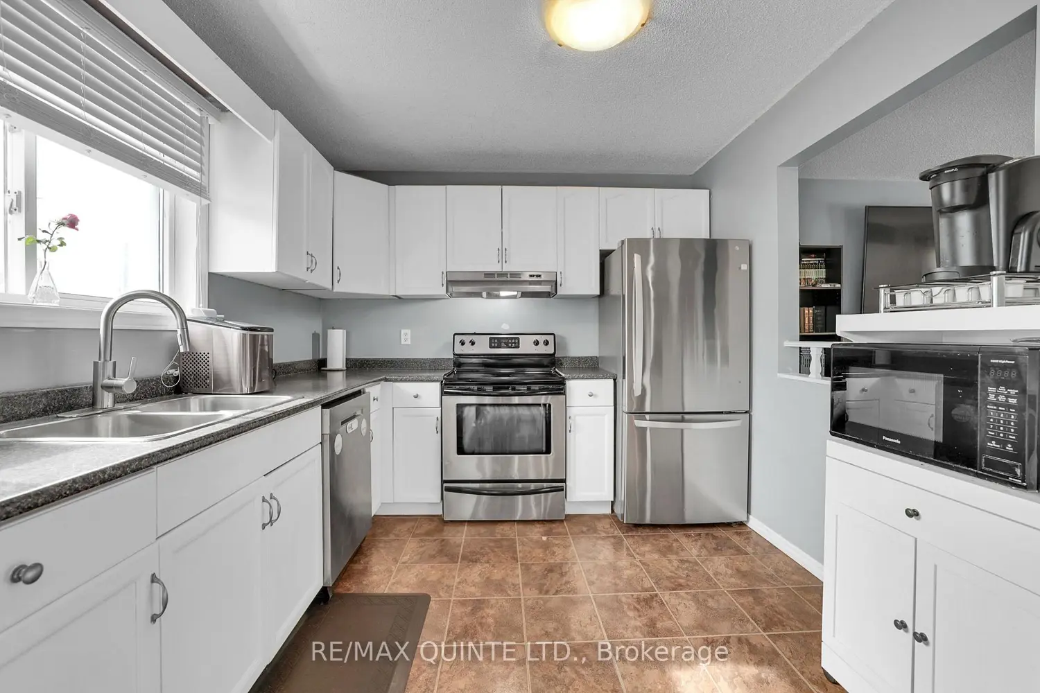 Additional image 7 of 62 Dufferin Avenue