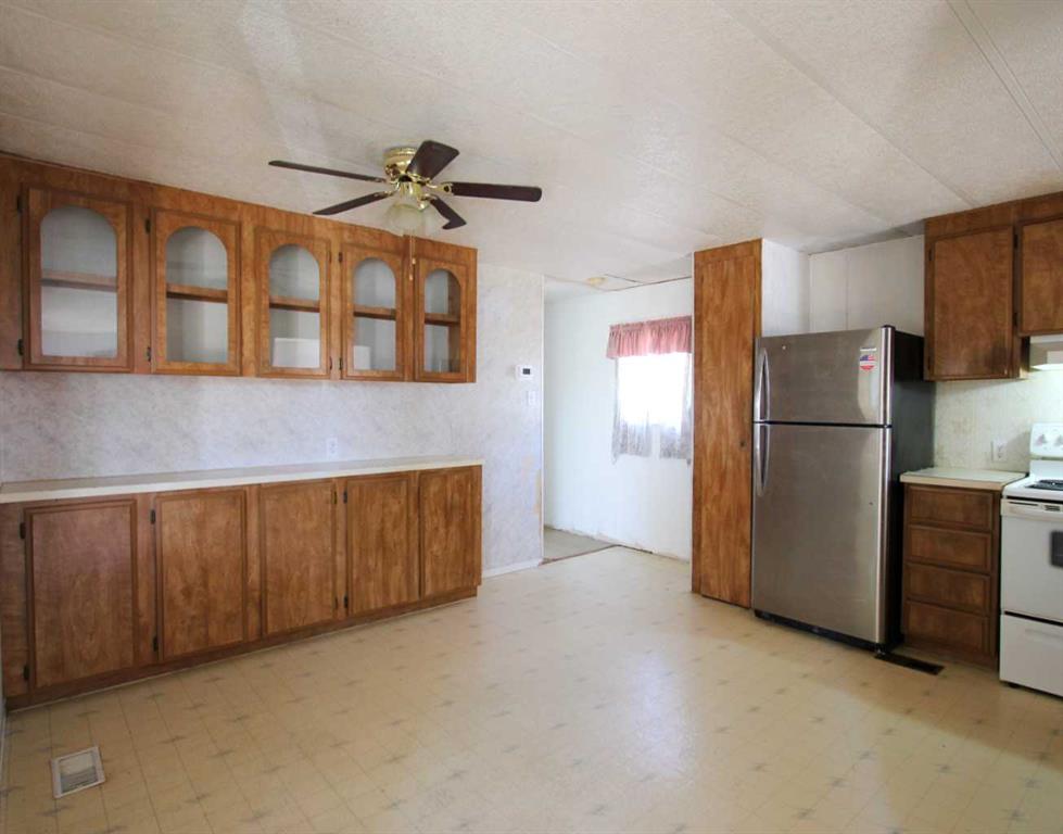 Additional image 3 of 11906 98 Street, Grande Prairie, AB, T8V 5H2
