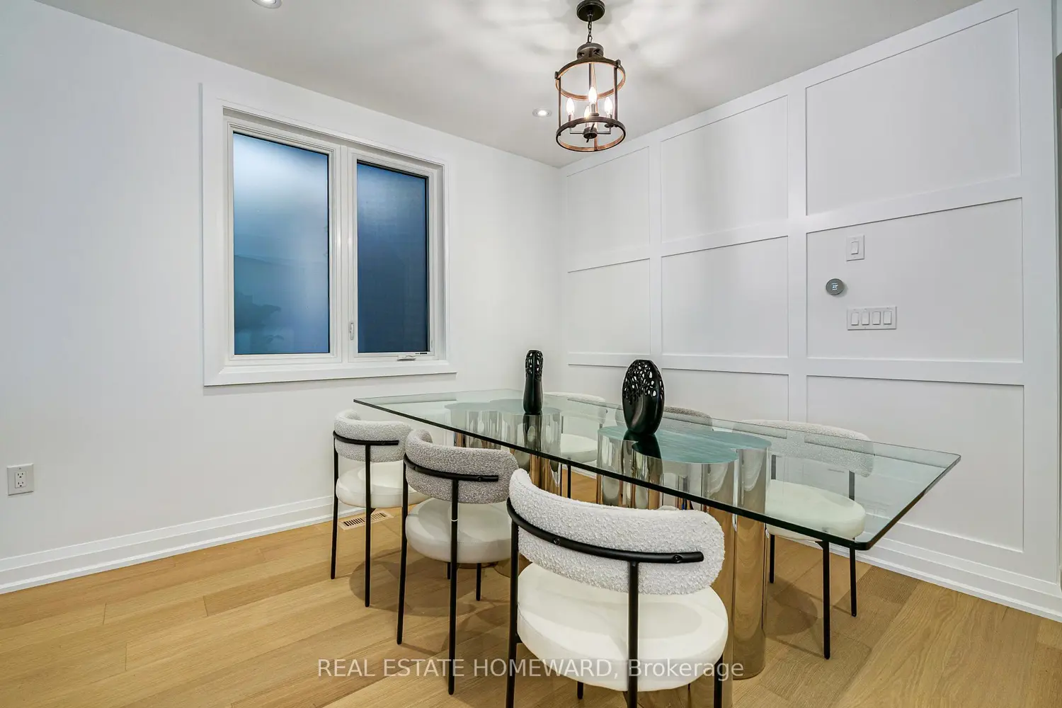 28 Richard Avenue photo 5
