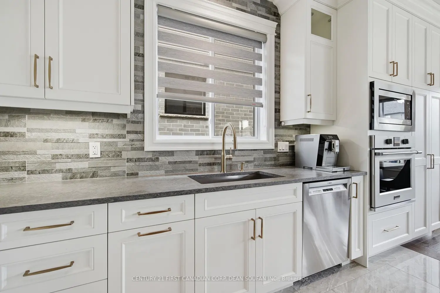 Additional image 2 of 3376 Mersea Street
